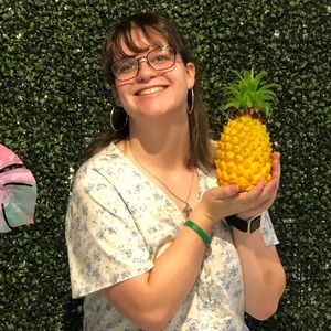 Meet your Posher, Anna